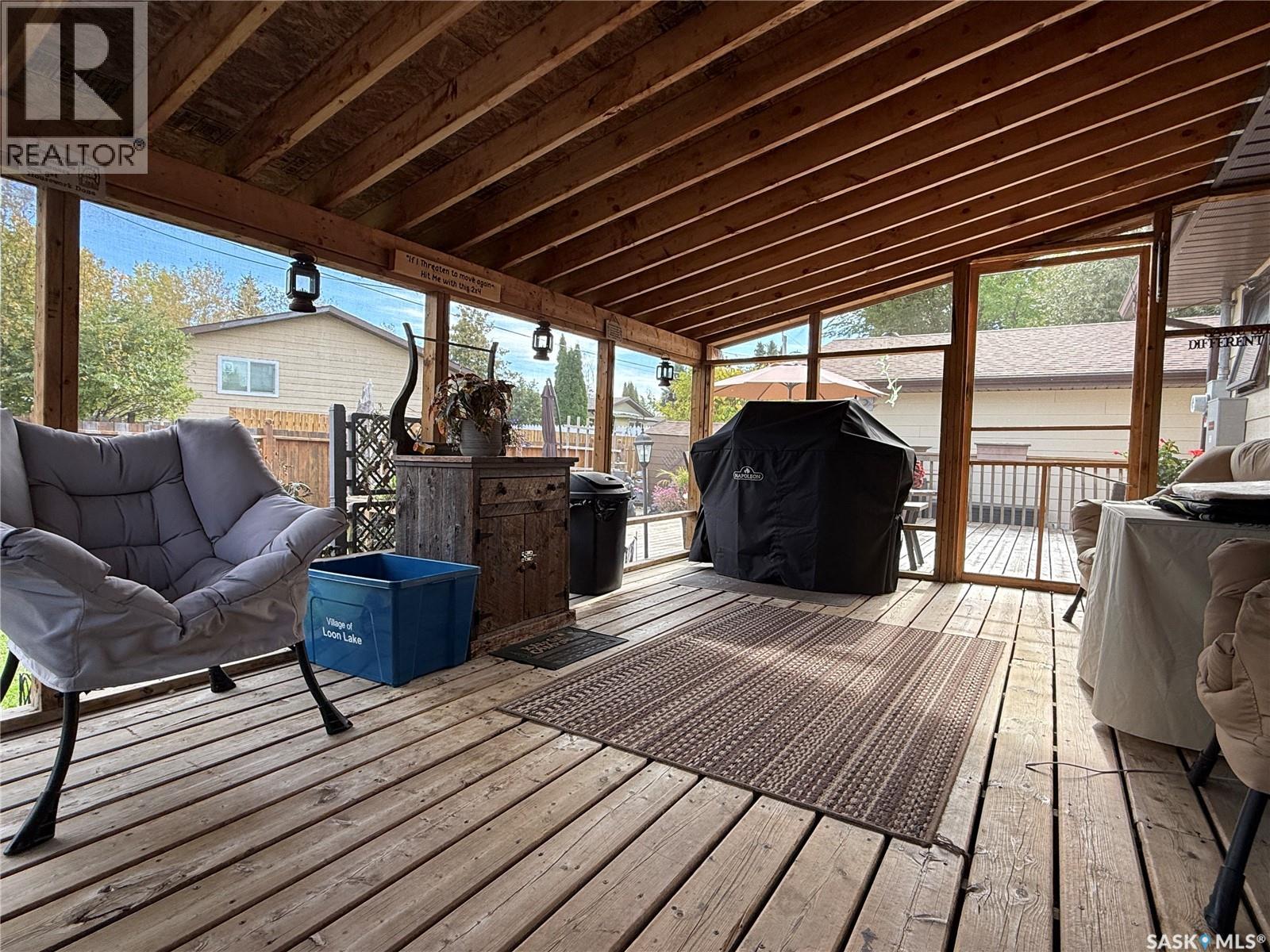 912 Railway AVENUE, Loon Lake — photo 25
