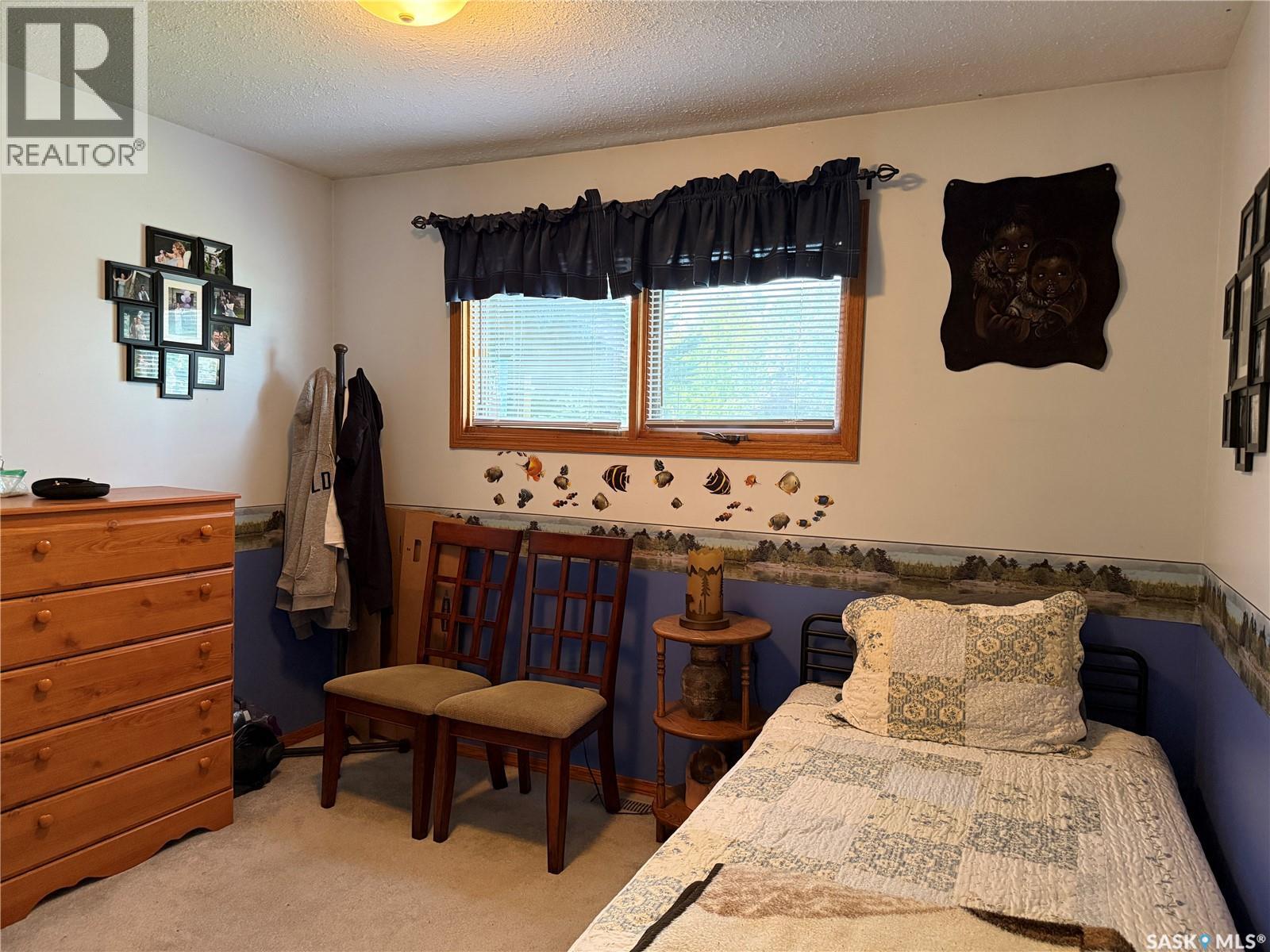 912 Railway AVENUE, Loon Lake — photo 8
