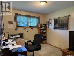 Storage - 912 Railway Avenue, Loon Lake, SK S0M1L0 Photo 15