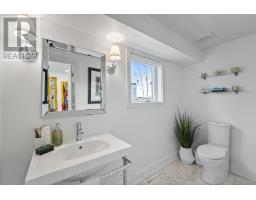 1273 Queen Victoria Avenue, Mississauga, ON L5H3H2 Photo 10