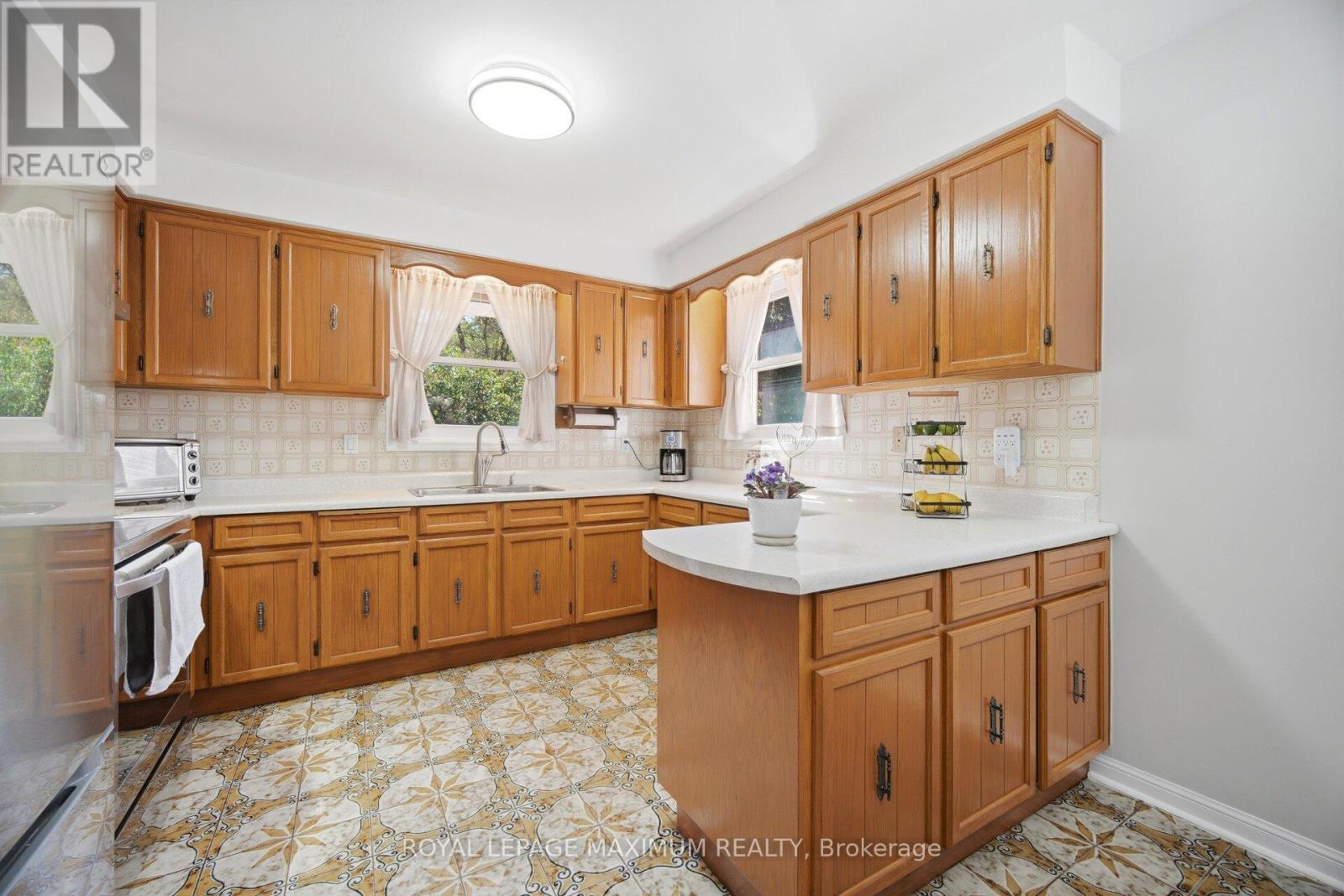 255 JOHN STREET, Toronto (Weston) — photo 12