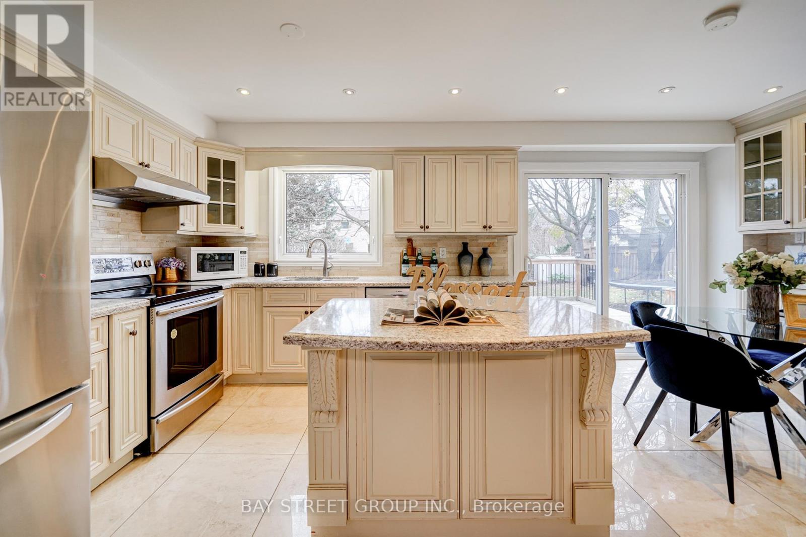 220 ARICHAT ROAD, Oakville (FD Ford) — photo 11