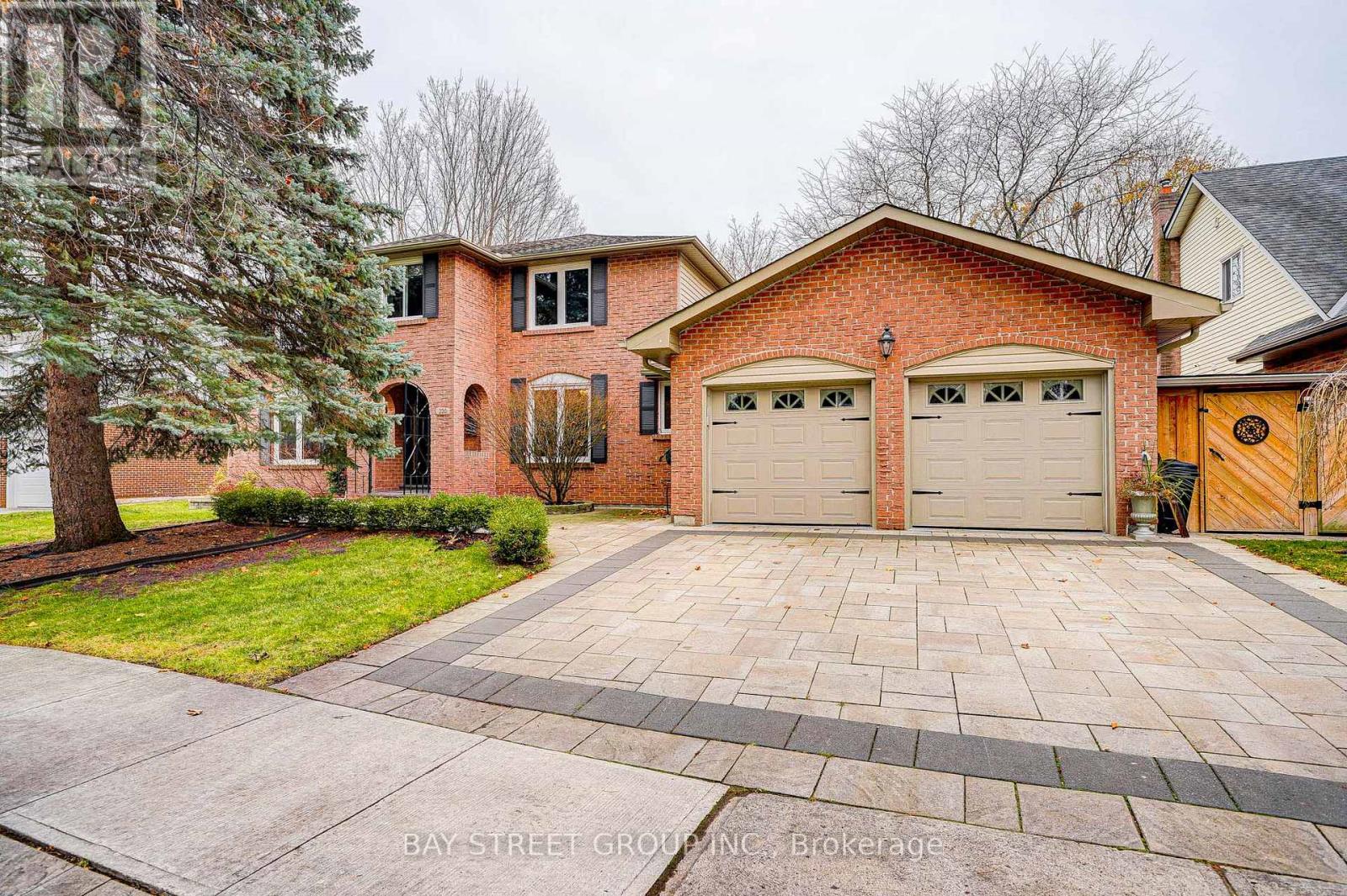 220 ARICHAT ROAD, Oakville (FD Ford) — photo 2