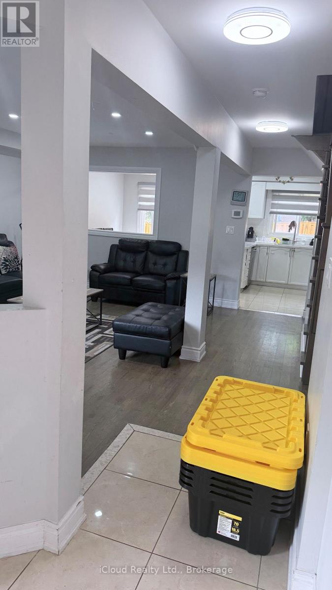 7050 BLACK WALNUT TRAIL, Mississauga (Lisgar) — photo 11