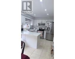 7050 Black Walnut Trail, Mississauga, ON L5N7N6 Photo 8