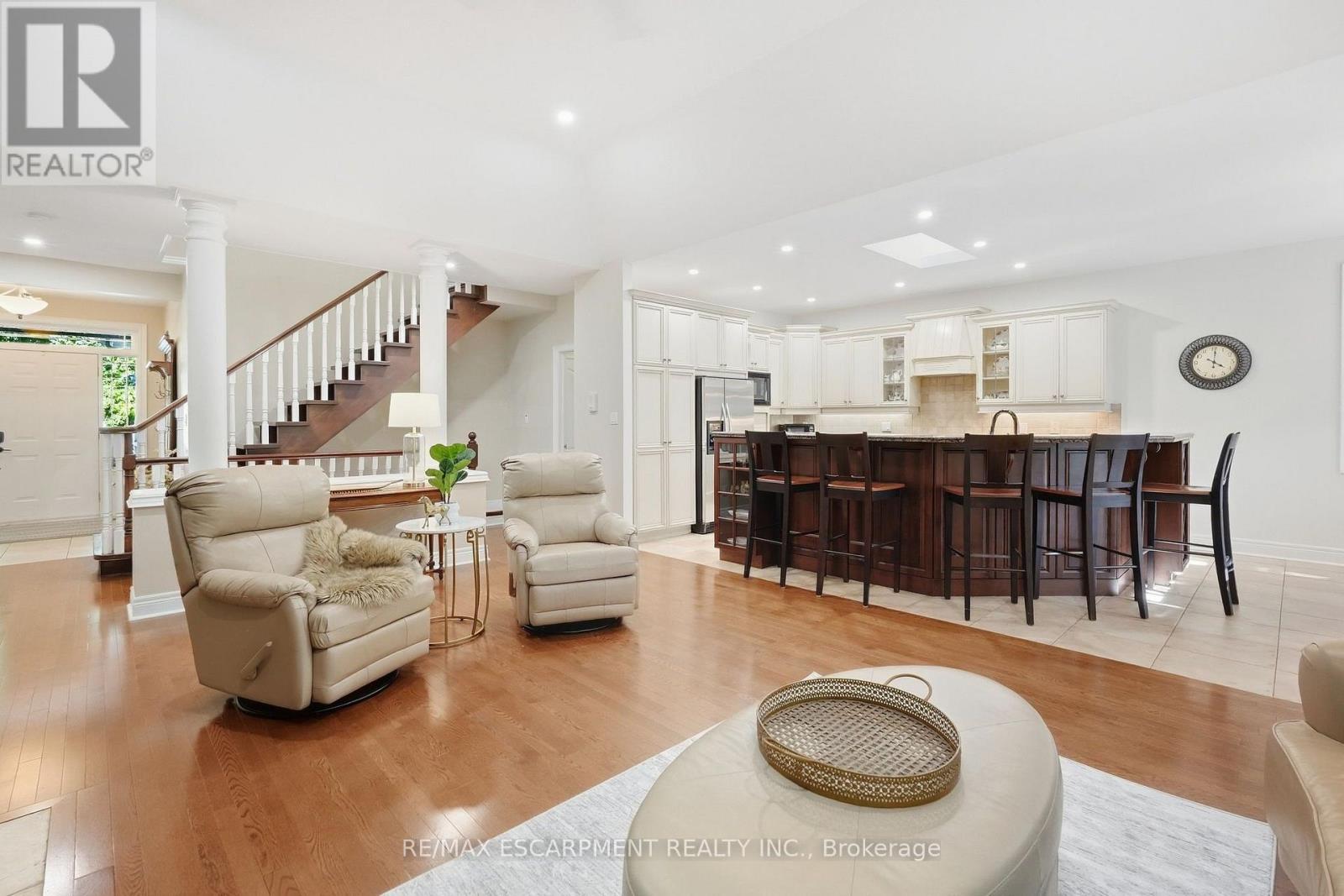 4 SUMMIT DRIVE, Hamilton (Waterdown) — photo 9