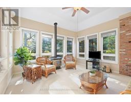 4 Summit Drive, Hamilton, ON L8B0E4 Photo 18