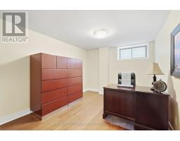 4 Summit Drive, Hamilton, ON L8B0E4 Photo 30