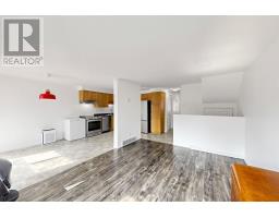 Living room - 38 Activa Avenue, Kitchener, ON N2E3R2 Photo 6