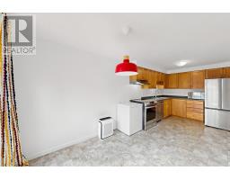 Foyer - 38 Activa Avenue, Kitchener, ON N2E3R2 Photo 8