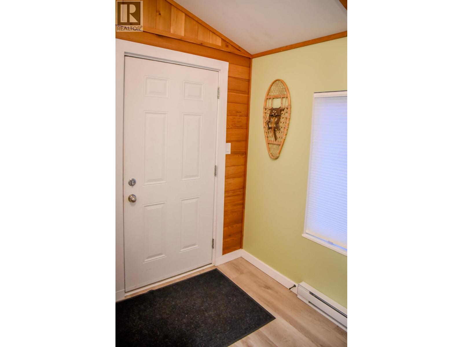 4434 GREIG Avenue, Terrace, British Columbia, V8G1M3, Terrace, British Columbia — photo 4 of 5