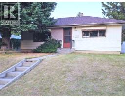 1009 18 Street N - photo 3