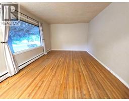 1009 18 Street N - photo 5