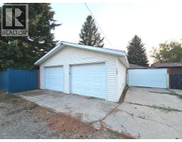 1009 18 Street N - photo 24
