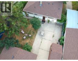 1009 18 Street N - photo 23