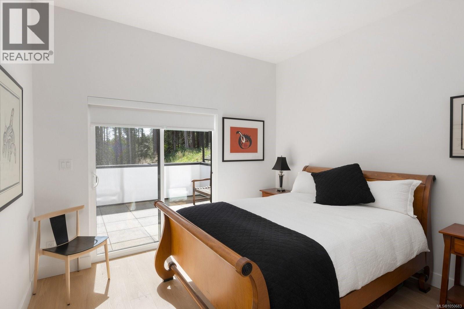 10900 Greenpark Dr - Image 29