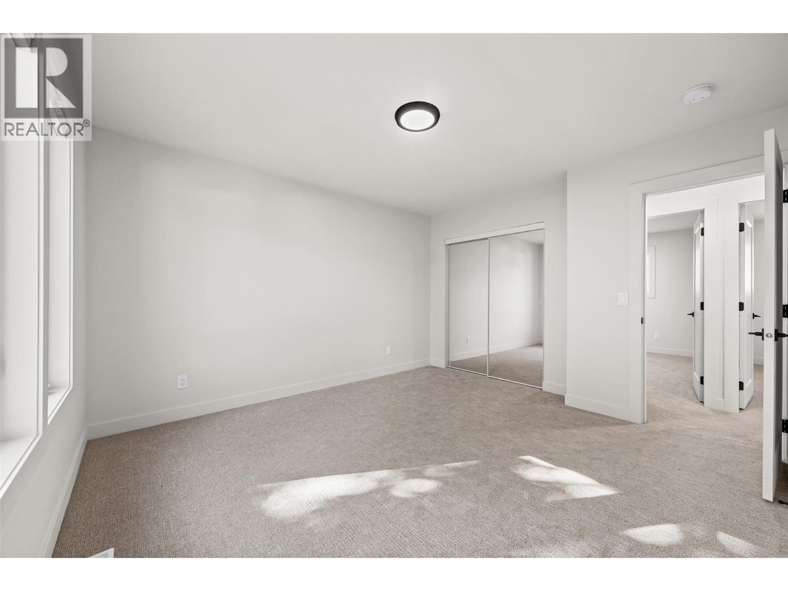 4141 San Clemente Avenue, Peachland