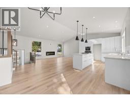 Kitchen - 4141 San Clemente Avenue, Peachland, BC V0H1X6 Photo 7