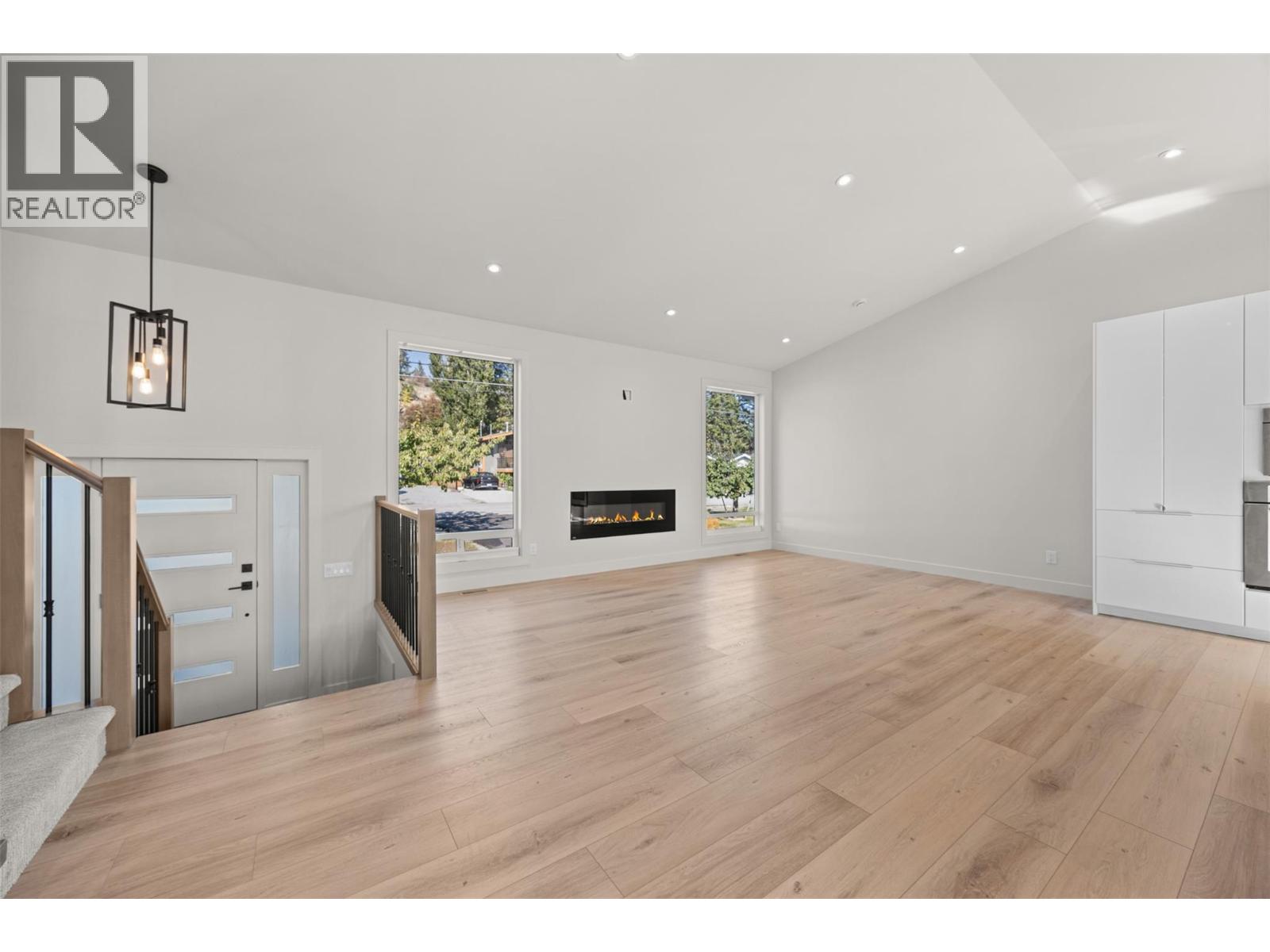 4141 San Clemente Avenue, Peachland