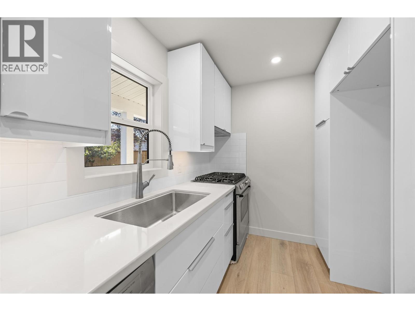 4141 San Clemente Avenue, Peachland