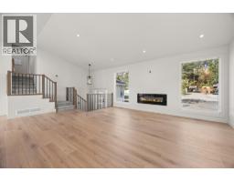 Primary Bedroom - 4141 San Clemente Avenue, Peachland, BC V0H1X6 Photo 9