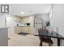1835 29 Avenue SW - photo 38