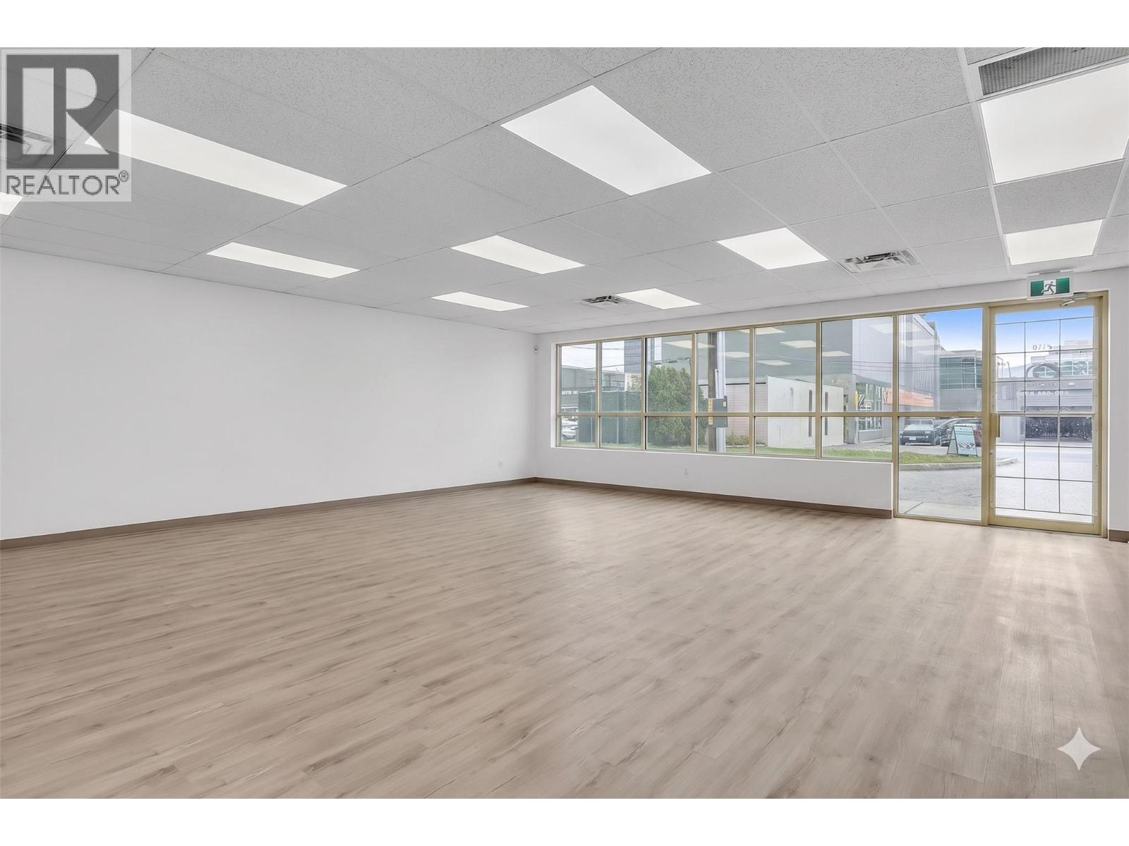 110 1751 Harvey Avenue, Kelowna