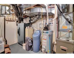 10220 Wascana Estates, Regina, SK S4V3E5 Photo 40