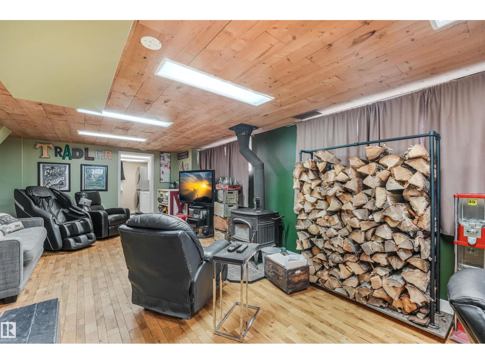 572004 Highway 857 - 34