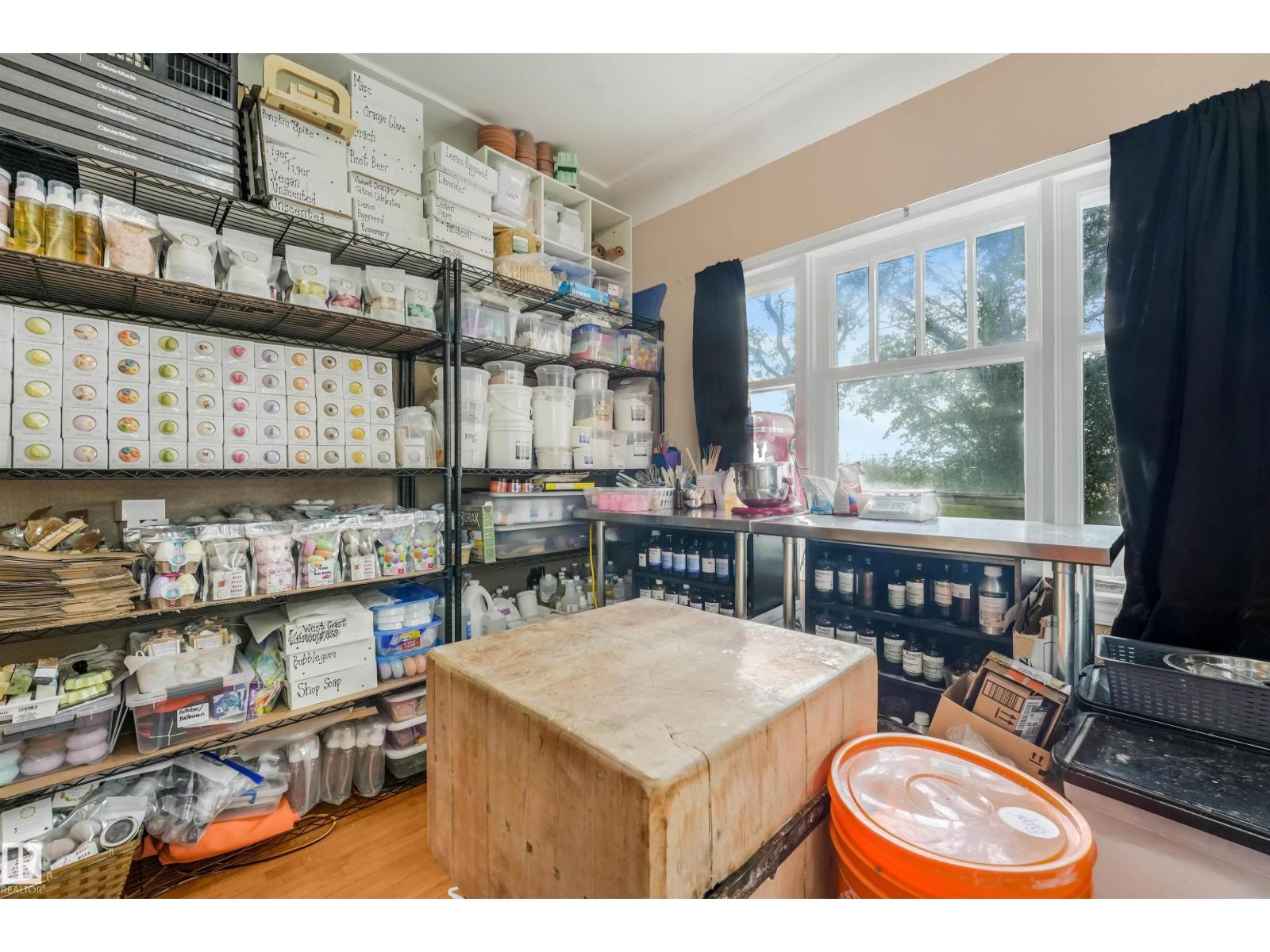572004 Highway 857 - 26