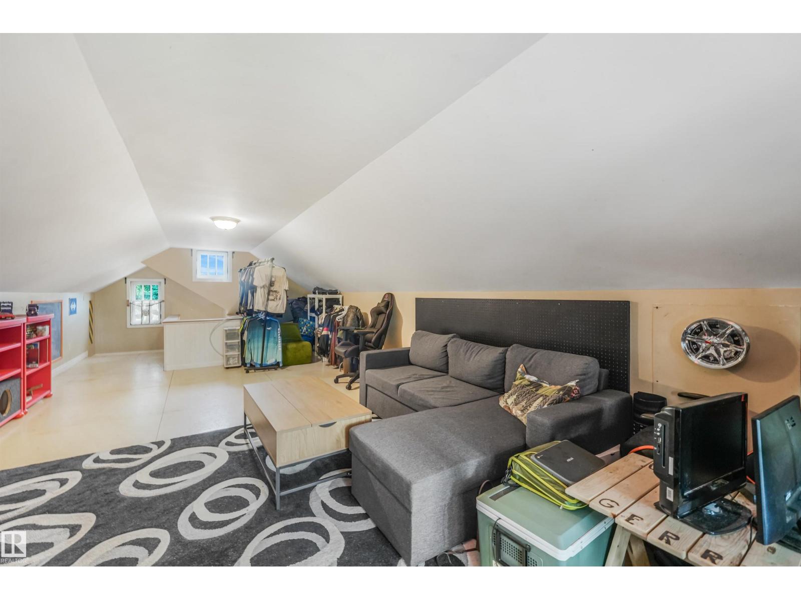 572004 Highway 857 - 29