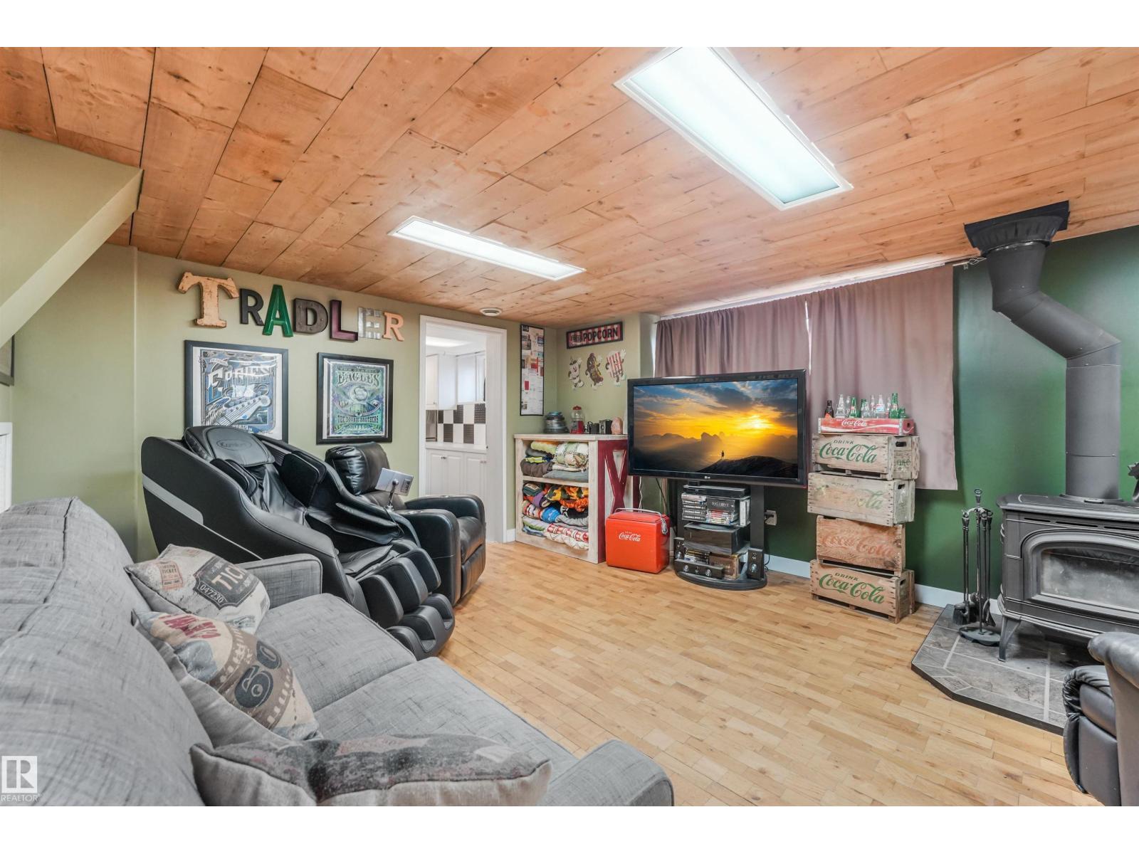 572004 Highway 857 - 36