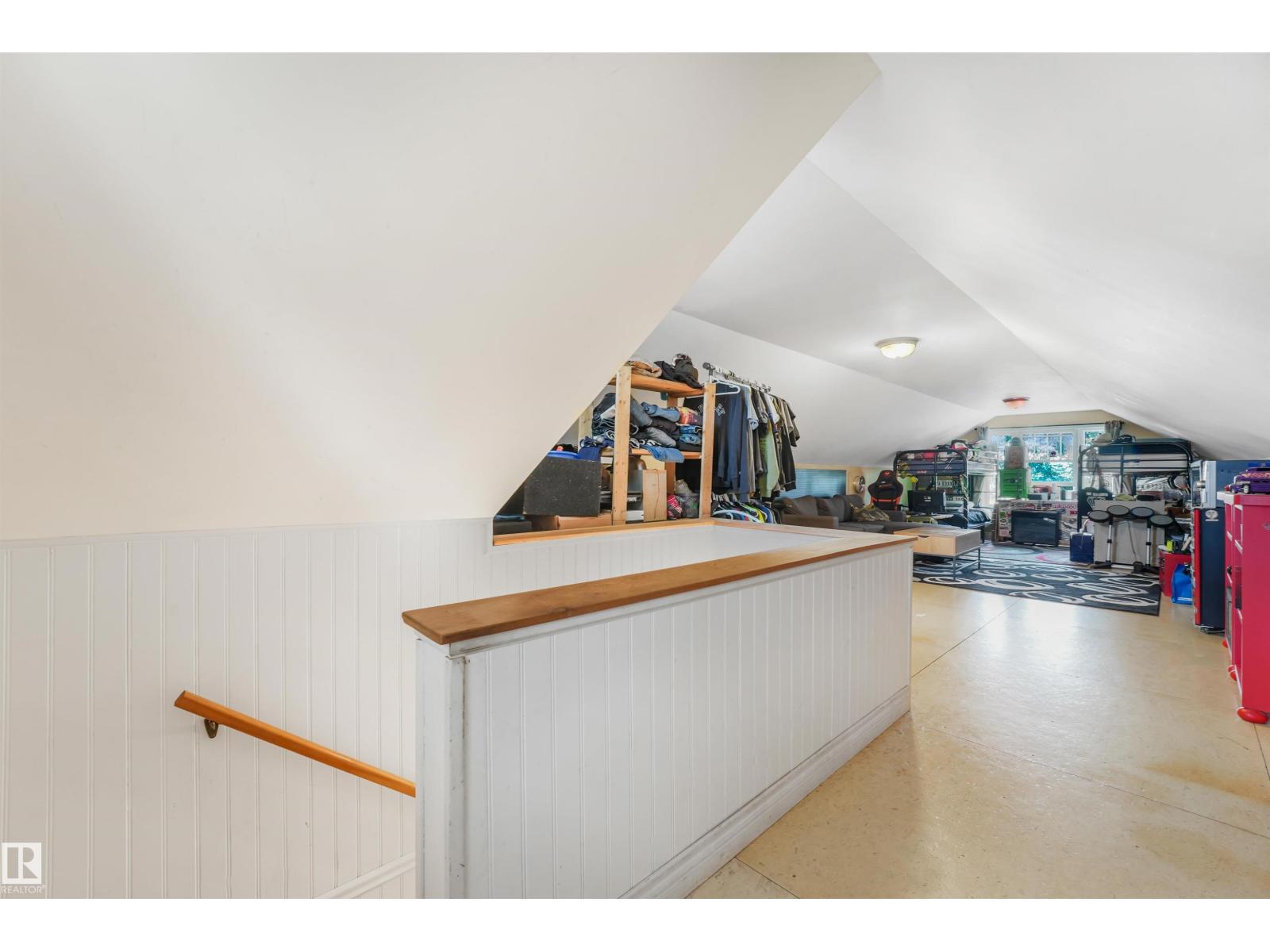 572004 Highway 857 - Image 27