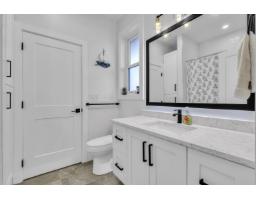 17284 61a Avenue, Surrey, BC V3S4V7 Photo 14