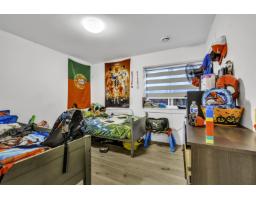 17284 61a Avenue, Surrey, BC V3S4V7 Photo 22