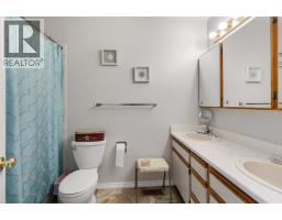 Photo 16 of 29, 5833 MOLEDO PLACE · Prince George, BC