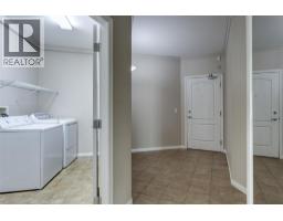 1962 Enterprise Way Unit# 401, Kelowna, BC V1Y9S6 Photo 31