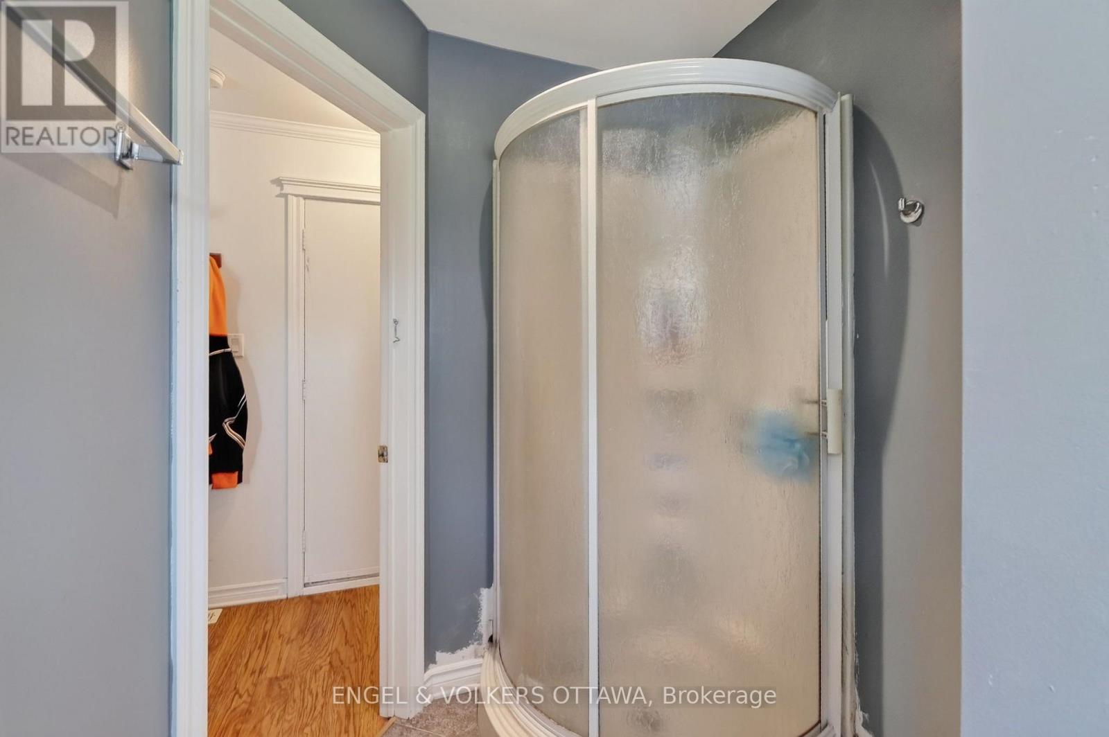 1124 DES POMMIERS STREET - Image 20