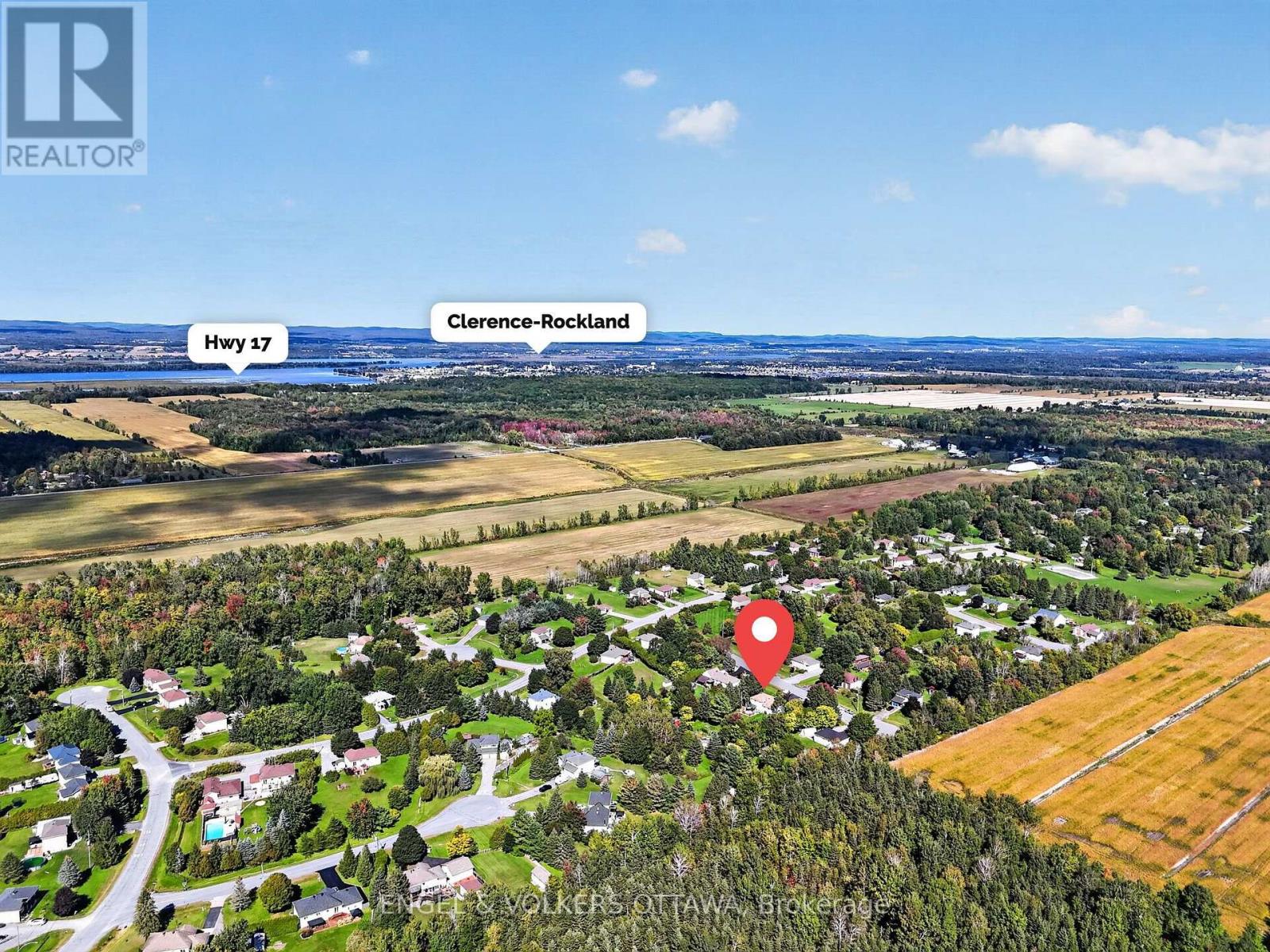 1124 DES POMMIERS STREET - Image 39