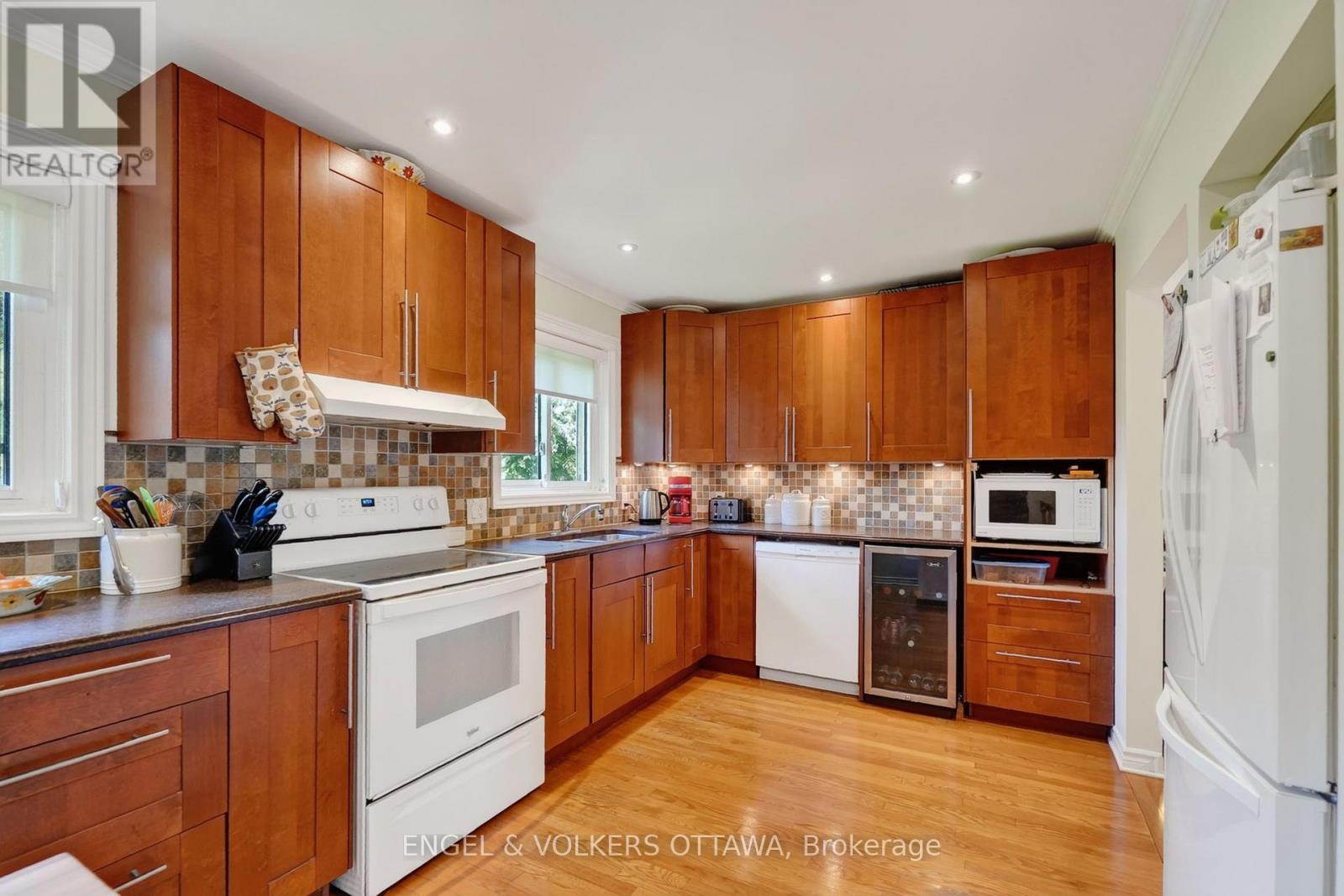 1124 DES POMMIERS STREET, Clarence-Rockland — photo 8