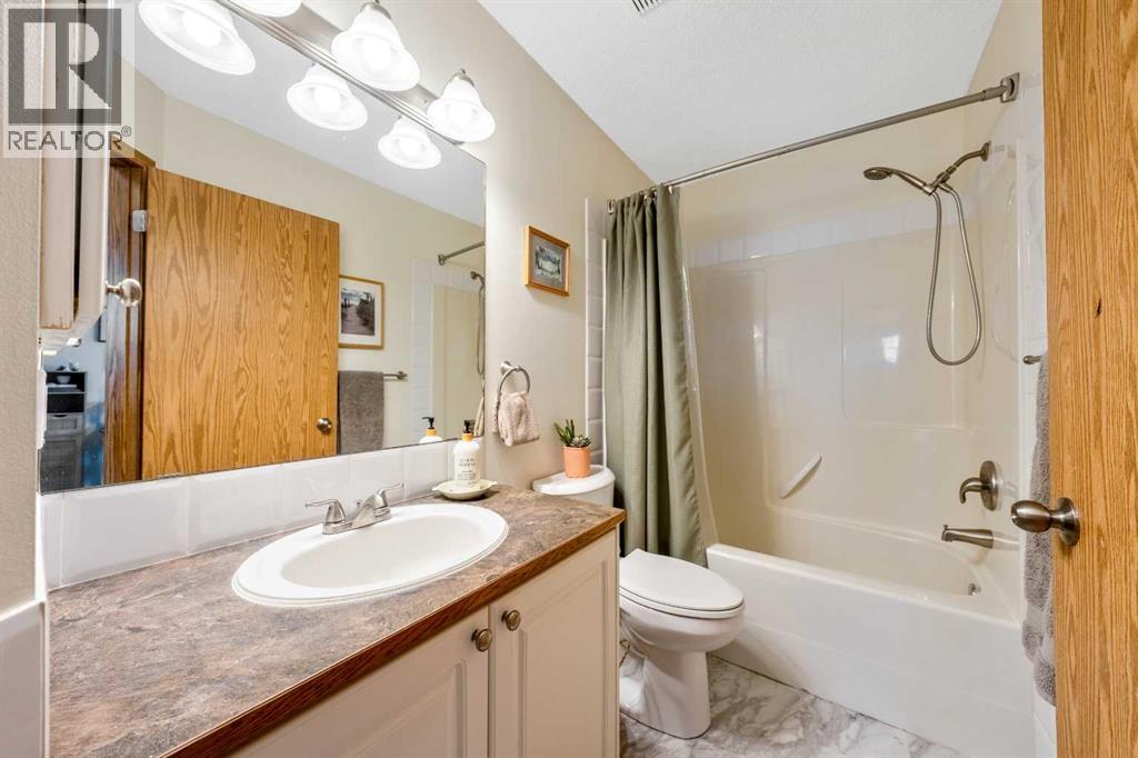 197 Somervale Point SW - photo 17