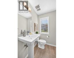 4pc Bathroom - 638 Copperpond Boulevard Se, Calgary, AB T2Z5B9 Photo 20
