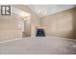 15 Cranfield Manor Se, Calgary, AB T3M1K5 Photo 15