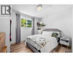513 Oakridge Way Sw, Calgary, AB T2V1T5 Photo 23