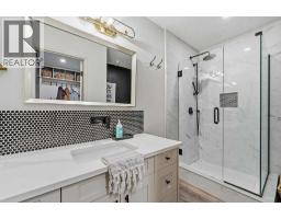 513 Oakridge Way Sw, Calgary, AB T2V1T5 Photo 25