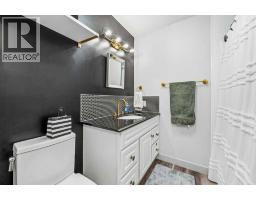513 Oakridge Way Sw, Calgary, AB T2V1T5 Photo 28