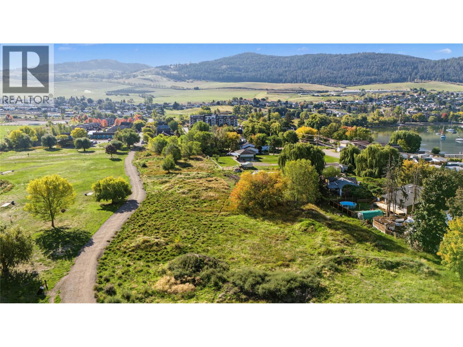 6999 Cummins Road, Vernon