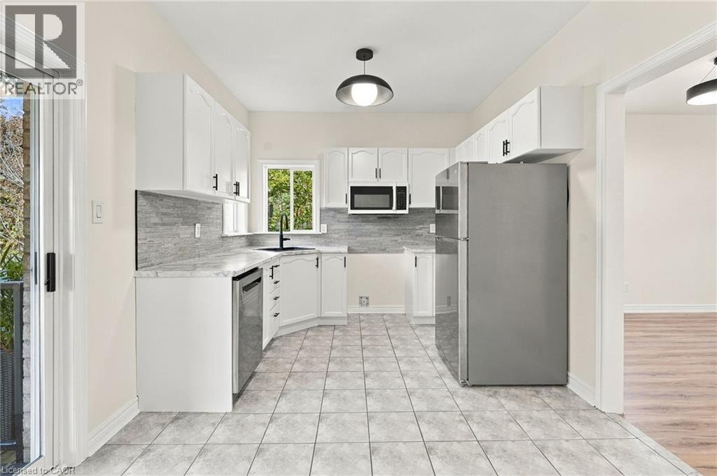 15 DALRYMPLE Drive, Waterdown — photo 11