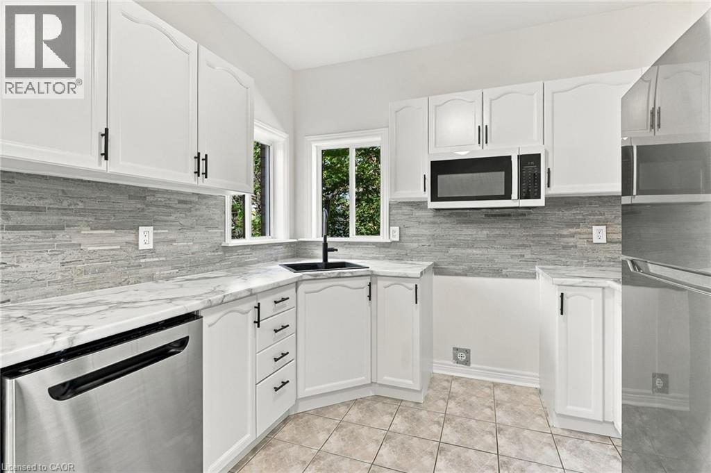 15 DALRYMPLE Drive, Waterdown — photo 12