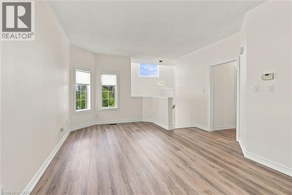 15 DALRYMPLE Drive, Waterdown — photo 8